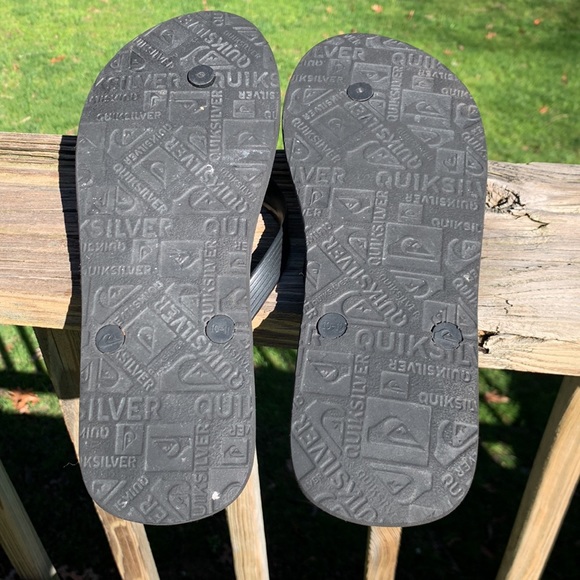 Quiksilver FlipFlops ~ Men - Picture 3 of 5